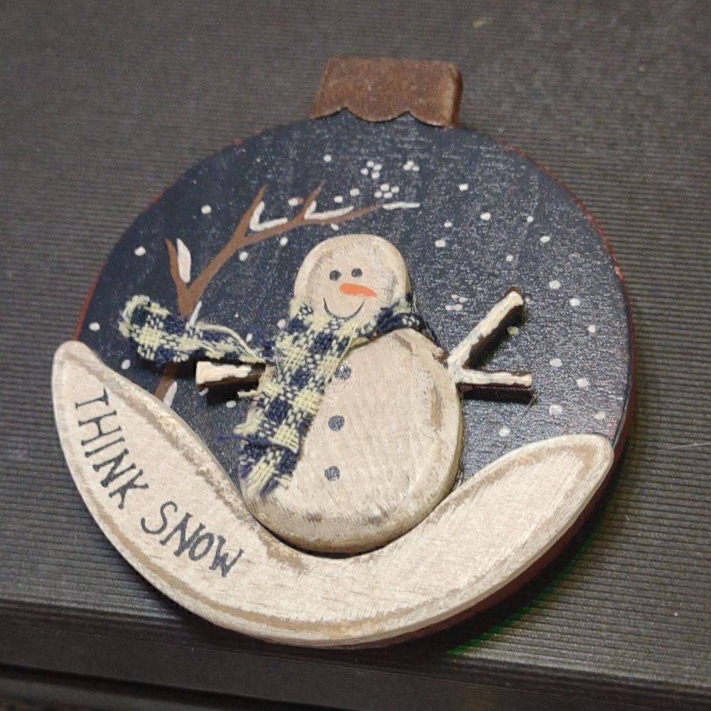 Snowman Pin Lot.  B1 - Picture 7 of 7